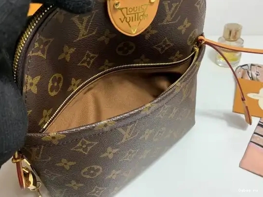VUITTON BACKPACK LOUIS 0623